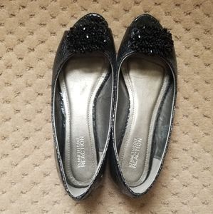 Kenneth Cole Reaction Flats